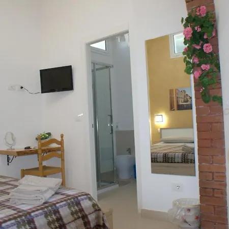 Appartamento Astrea Frühstückspension 3*